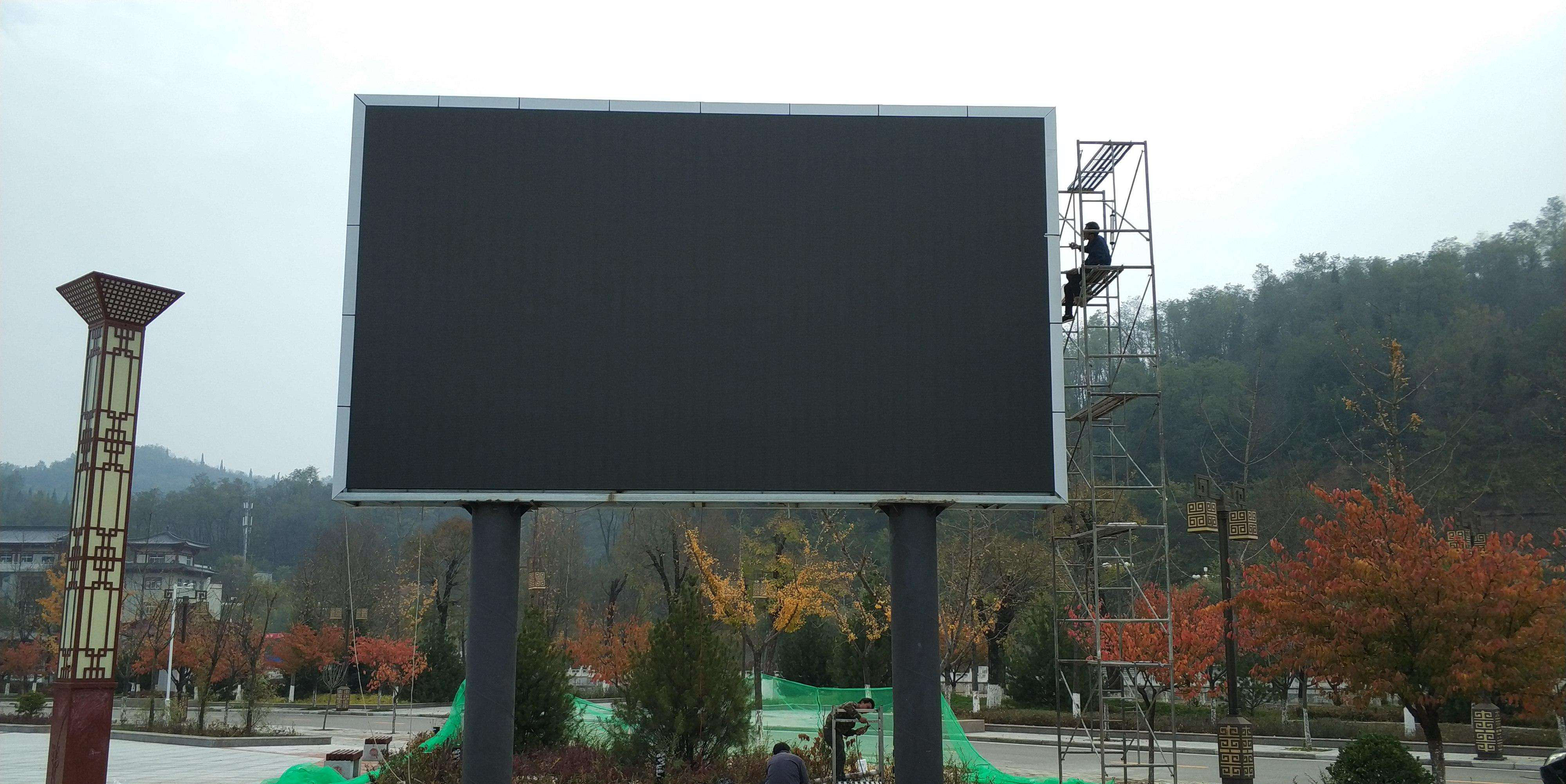 P10 outdoor full color LED large screen
